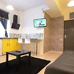 Апарт-готель Uptown 3*
