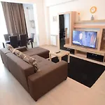 Апарт-отель Uptown Бухарест
