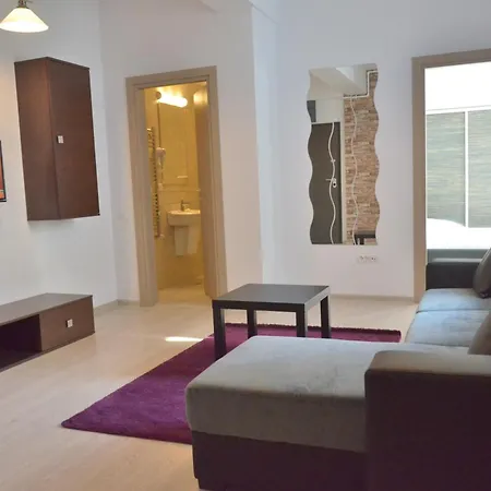 شقة فندقية Uptown 3*