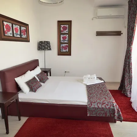 Uptown アパートホテル ブカレスト