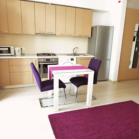 Uptown ブカレスト