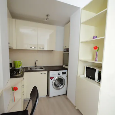Uptown Aparthotel 3*