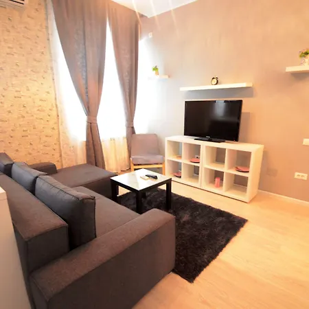 Aparthotel Uptown 3*