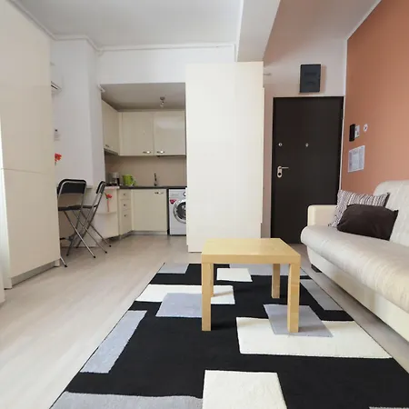 Uptown Aparthotel 3*