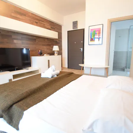 Aparthotel Uptown 3*
