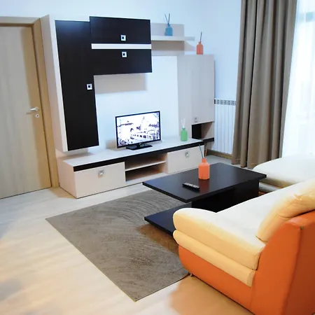 Uptown Aparthotel