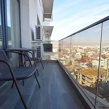 Uptown Aparthotel 3*