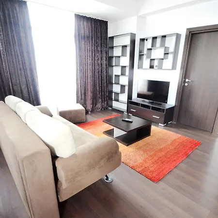 Uptown Aparthotel 3*
