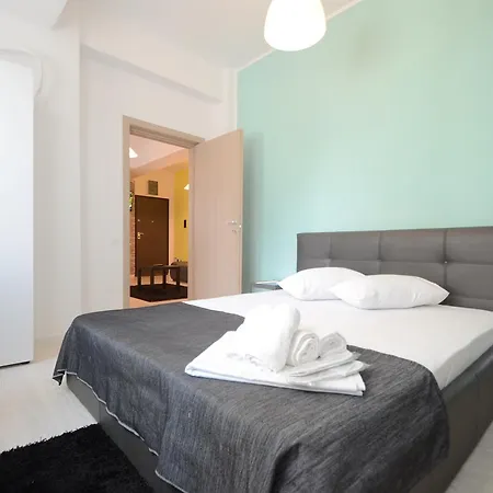 アパートホテル Uptown