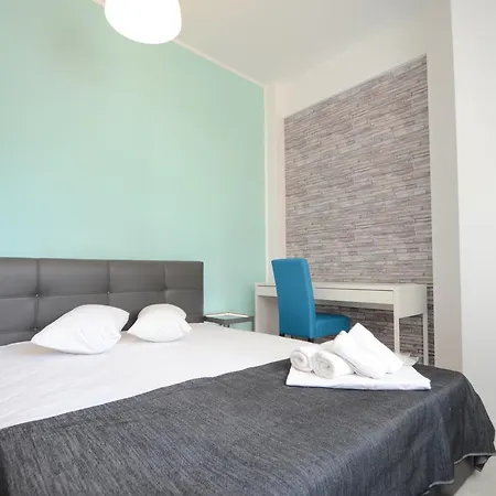 Uptown Aparthotel Boekarest