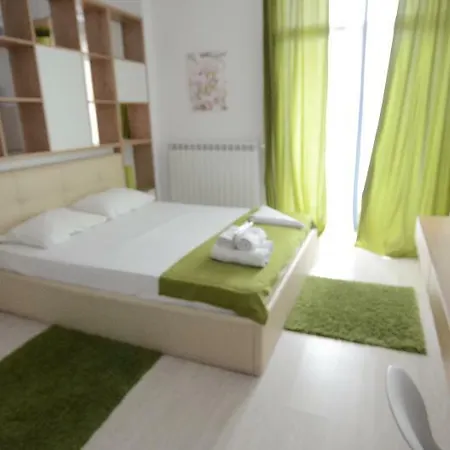 Aparthotel Uptown Boekarest