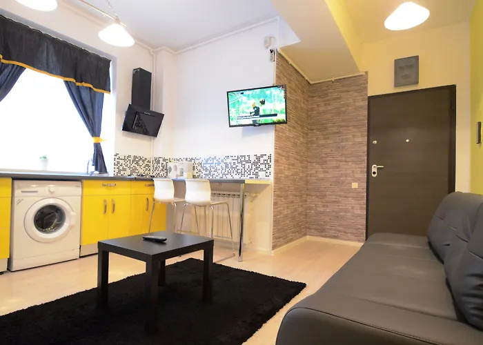 Ξενοδοχείο με διαμερίσματα Uptown 3*